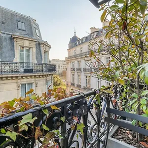 Hotel Mate Alain - Champs-elysées
